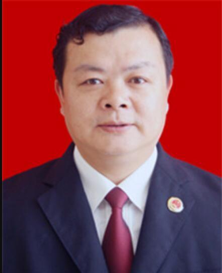 邓剑平(蕲春县检察院检委会专职委员)