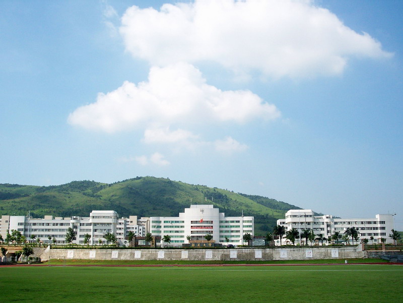 南区-学校正门及南区广场 南区-学校正门及南区广场