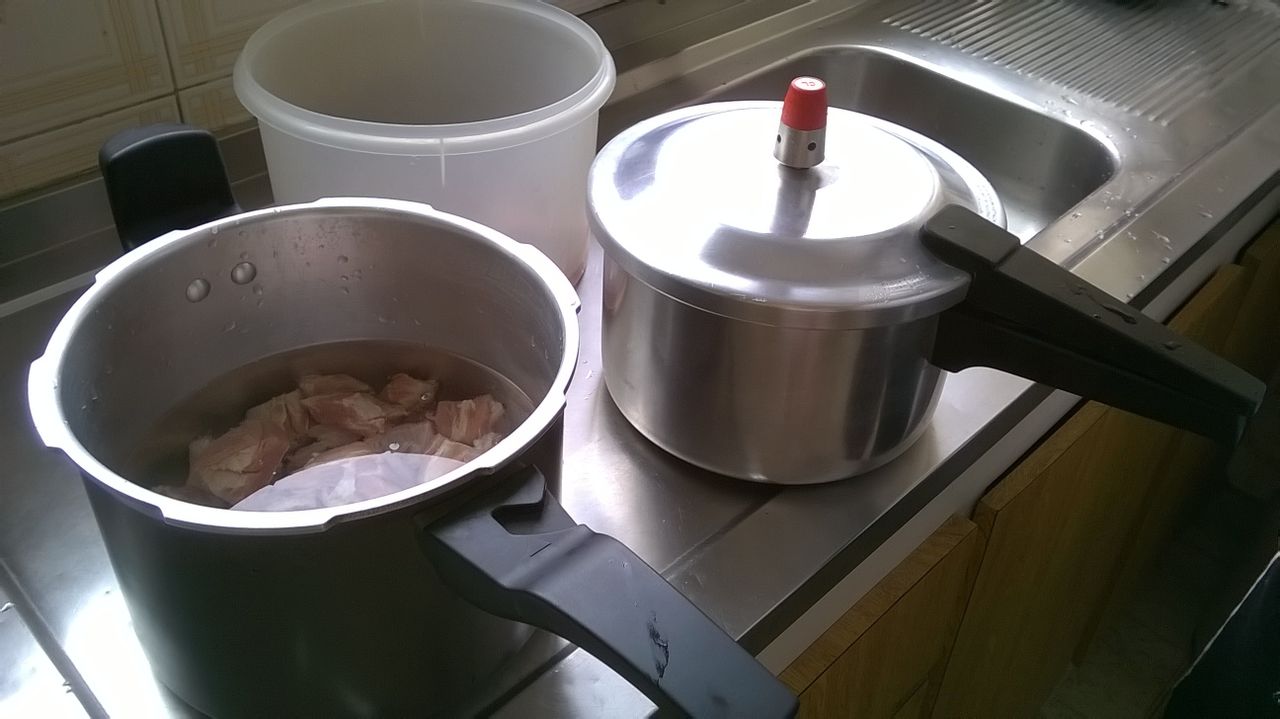 巴西国菜黑豆炖肉饭