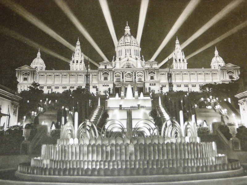 1929年落成时的国家宫 1929年落成时的国家宫