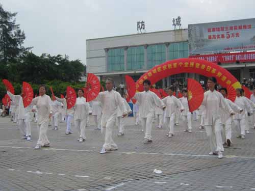 防城站(防城港市) 防城站(防城港市)
