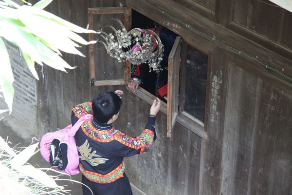 苗族偷亲 苗族偷亲