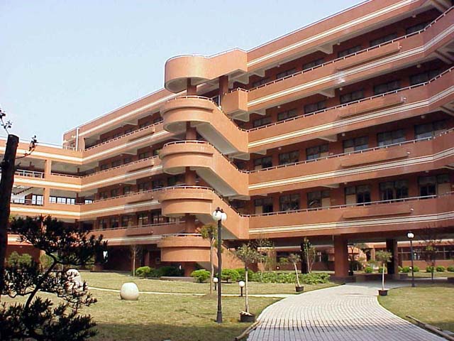 上海市民办当代中学 上海市民办当代中学