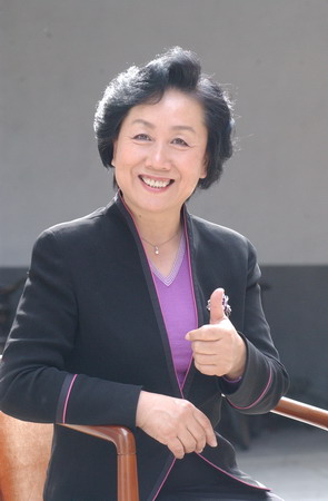 卢勤 卢勤