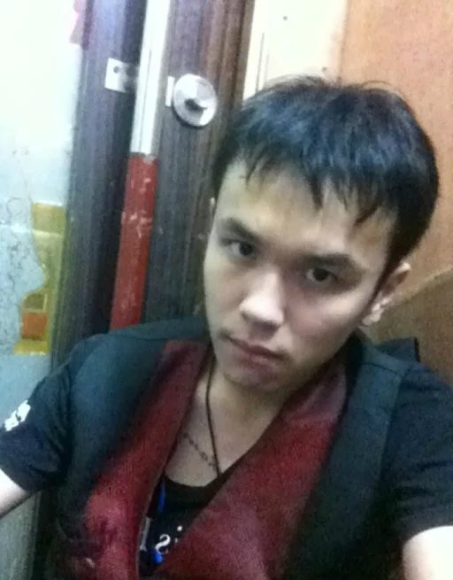 郭伟(中国肚皮舞国王) 郭伟(中国肚皮舞国王)