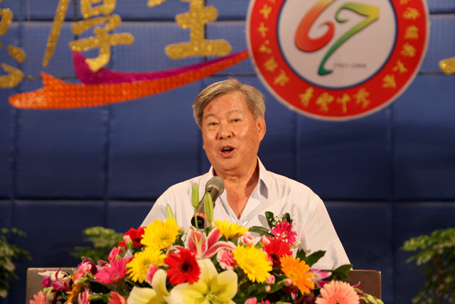 李伟强(香港义大利皮鞋中心董事长) 李伟强(香港义大利皮鞋中心董事长)