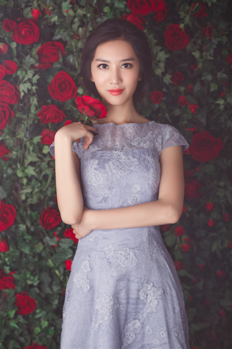 张鼎鼎(女演员) 张鼎鼎(女演员)