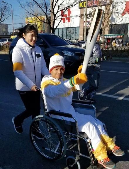 颜玉宏 颜玉宏
