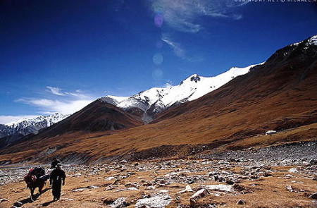 阿尼玛卿山 阿尼玛卿山