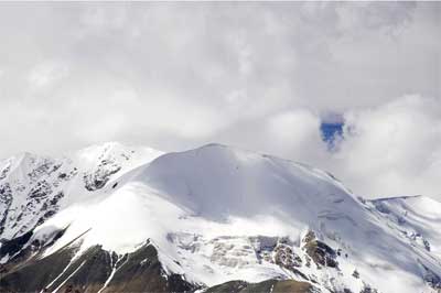 阿尼玛卿雪山 阿尼玛卿雪山