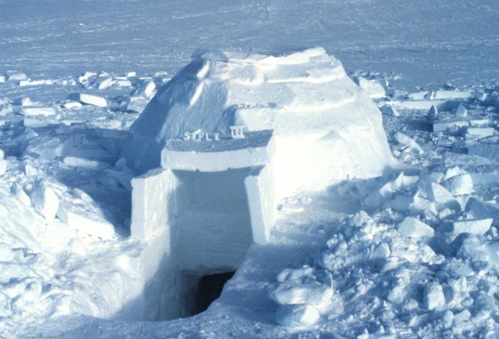 雪屋(建筑种类) 雪屋(建筑种类)