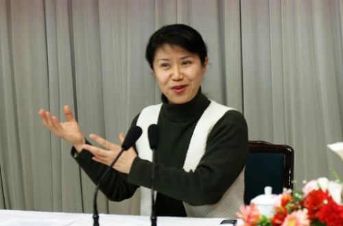 任小霞,女,1958年出生于北京 任小霞,女,1958年出生于北京