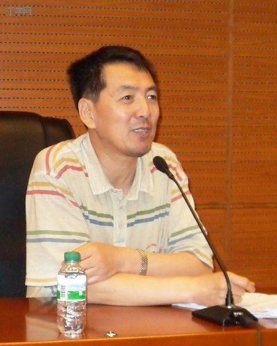 左大培 左大培
