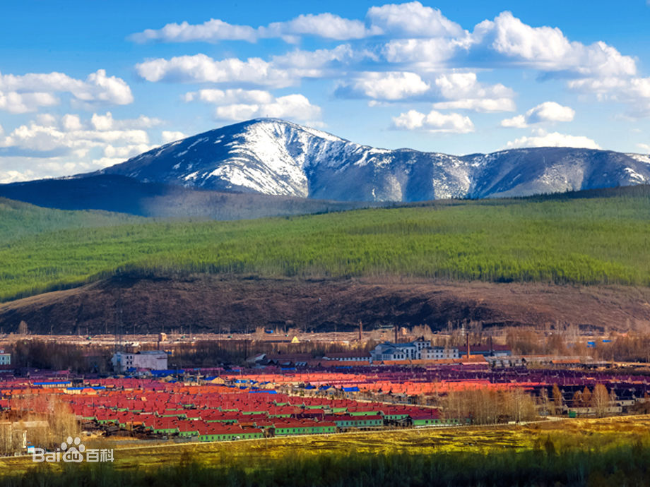 小白山(黑龙江省大兴安岭地区呼中区小白山) 小白山(黑龙江省大兴安岭地区呼中区小白山)