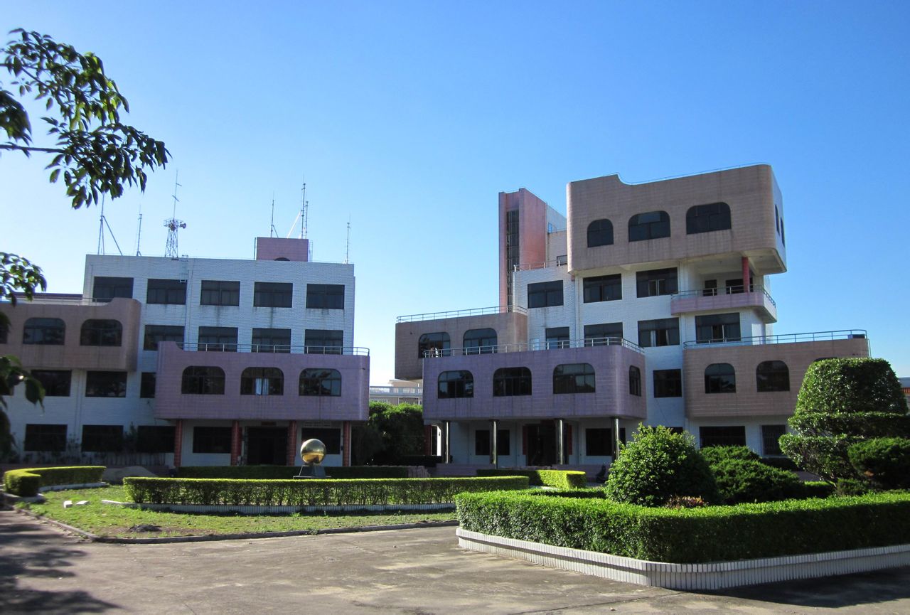 东湖社区(云南丘北县锦屏镇下辖社区) 东湖社区(云南丘北县锦屏镇下辖社区)