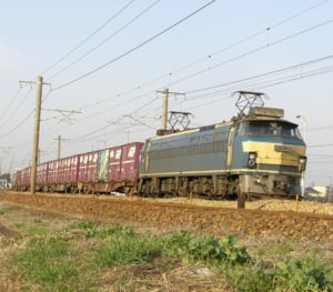日本国铁ef66型电力机车 日本国铁ef66型电力机车