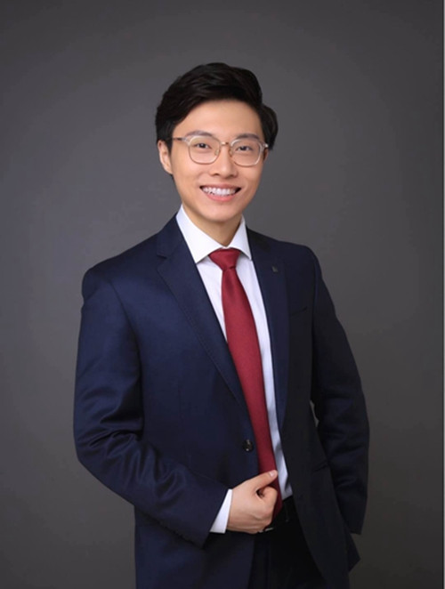 刘海洋(北京大学光华管理学院博士)