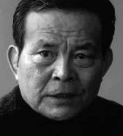 井川比佐志