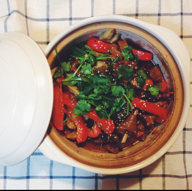 砂锅土鸡煲