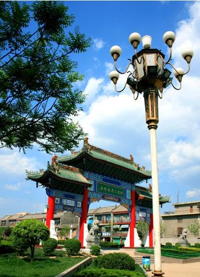 三原县城隍庙牌坊 三原县城隍庙牌坊