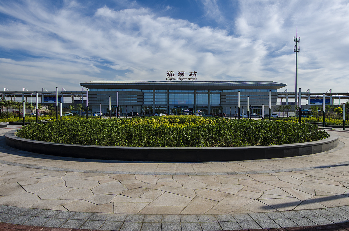 滦河站