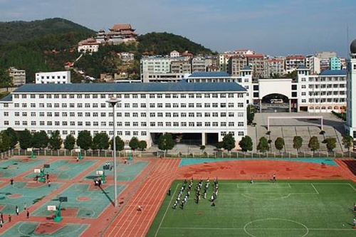唐山市龙华中学