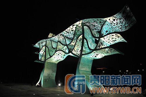 夜晚时的外观 夜晚时的外观