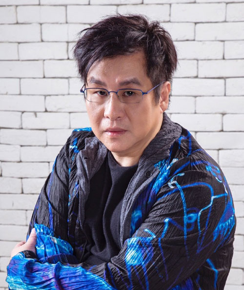 《中产阶级》歌手郑智化 《中产阶级》歌手郑智化