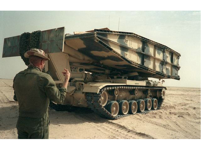 M60坦克改型架桥车 M60坦克改型架桥车