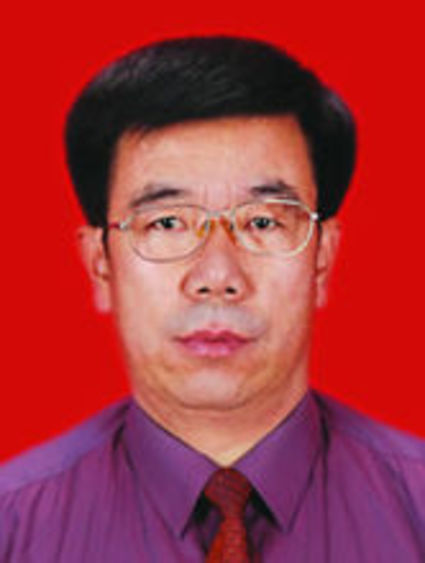 解方(民建宁夏回族自治区委会副主委)