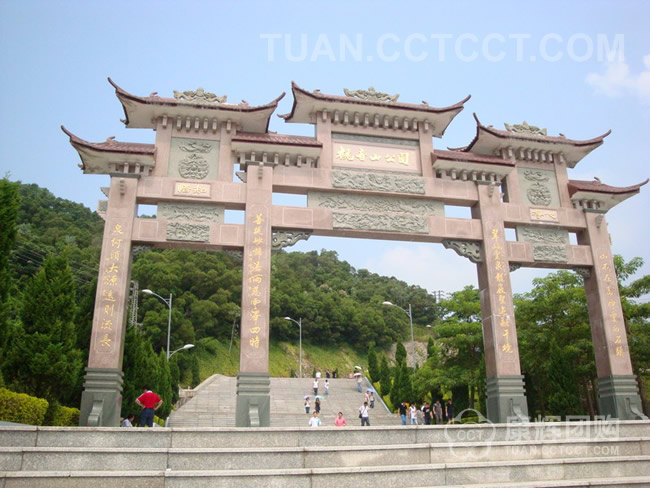 龙巖古寺(广东省大鹏镇龙巖古寺)