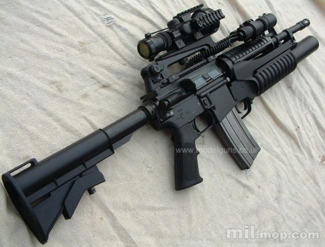 M4A1卡宾枪 M4A1卡宾枪