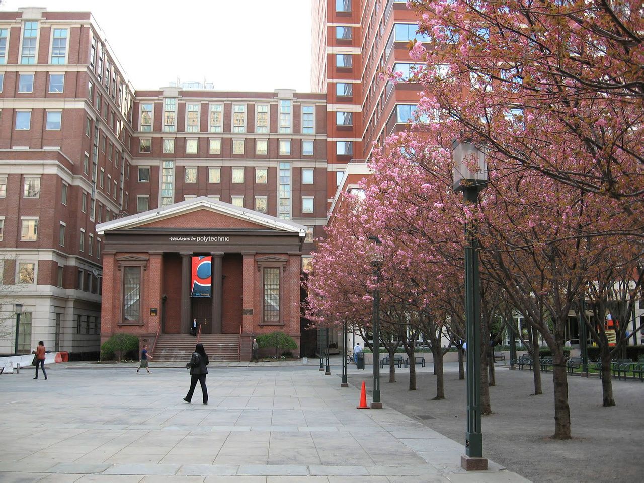 纽大工学院校园 纽大工学院校园