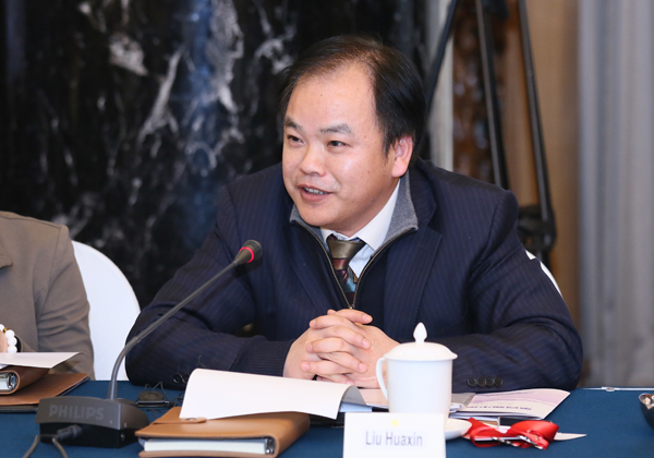刘华新(辽宁工业大学硕士生导师)