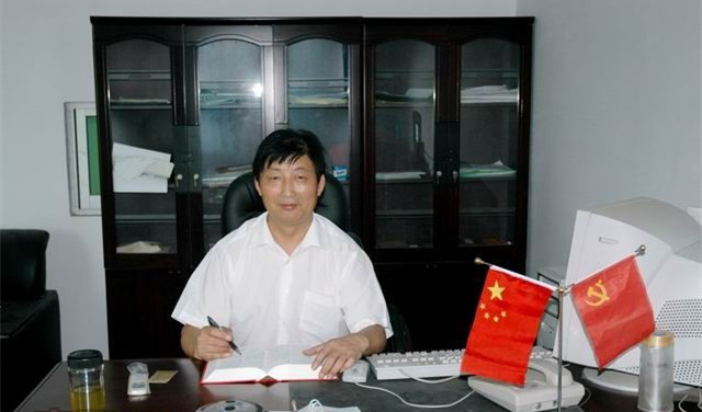 刘文清 刘文清