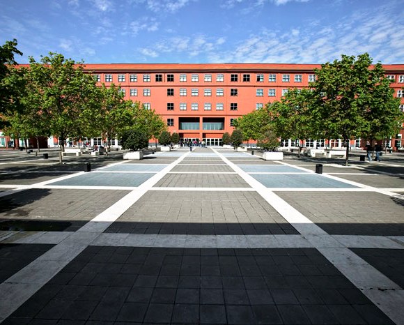 米兰第二国立大学