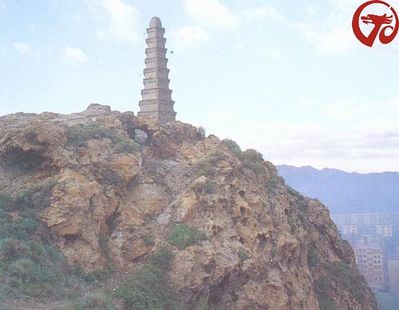 乌鲁木齐镇龙塔 乌鲁木齐镇龙塔