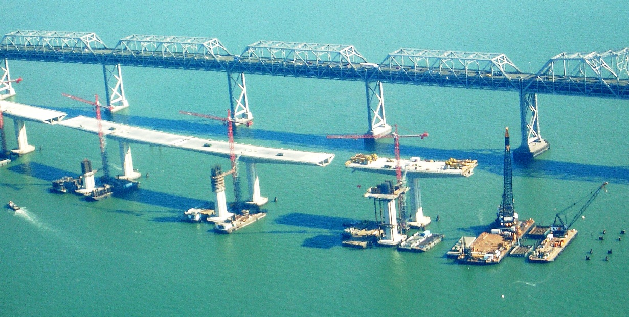 奥克兰海湾新桥