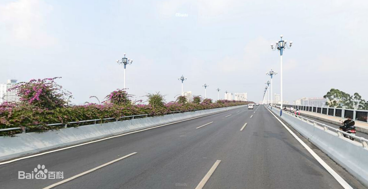 葫芦鼎大桥路面 葫芦鼎大桥路面