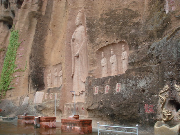 青龙巖