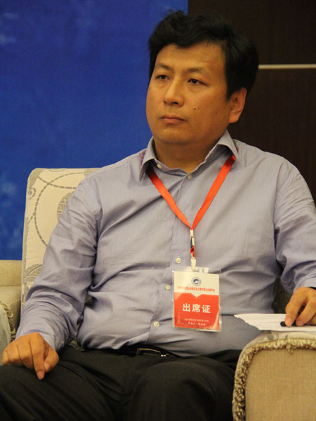 孔令磊出席活动 孔令磊出席活动