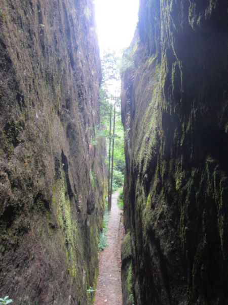 青龙巖风景区 青龙巖风景区