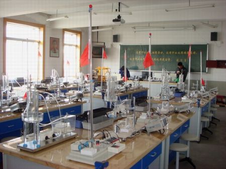 通用技术实验室 通用技术实验室