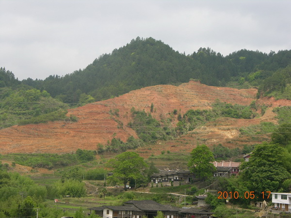 湖头村(福建省泉州市德化县葛坑镇下辖村)
