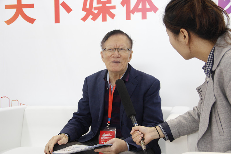 魏群接受採访 魏群接受採访