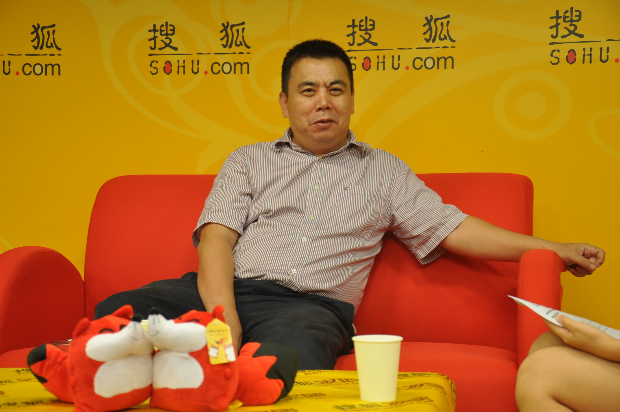 诗尼曼董事长辛福民接受搜狐家居採访