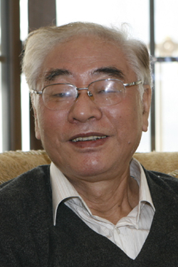 着名密码学专家肖国镇
