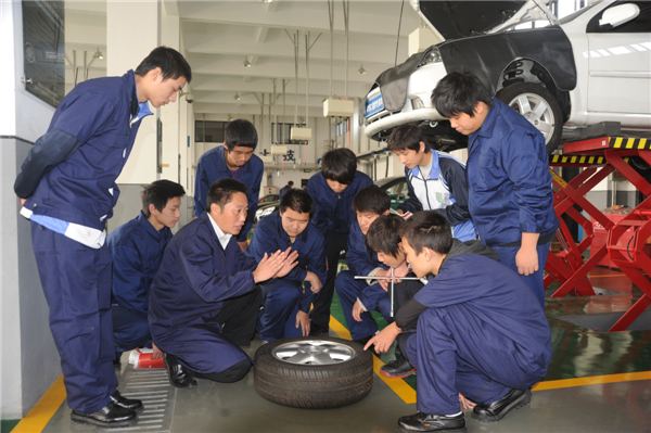 上海市群益职业技术学校(群益) 上海市群益职业技术学校(群益)