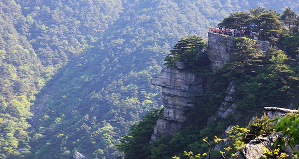 庐山(中华十大名山之一)
