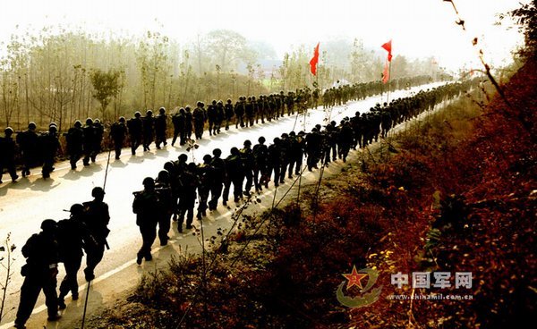 空降机动-2009军事演习 空降机动-2009军事演习